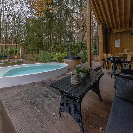 Alpstuga Premium In With Private Sauna Érezée